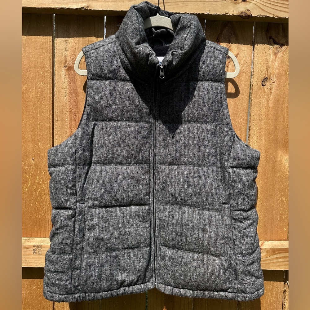 Old Navy Gray Herringbone Vest